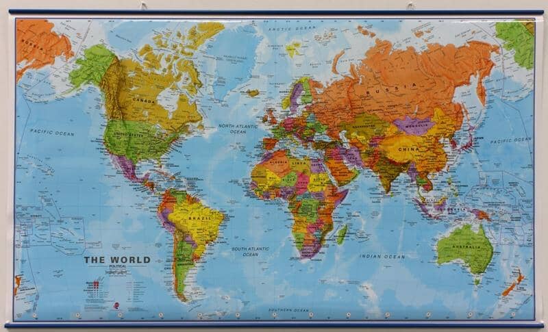 Carte murale plastifiée (en anglais) - Monde politique (sans drapeaux), avec lattes de maintien | Maps International carte murale grand tube Maps International 103 x 64 cm (1/40 M) 
