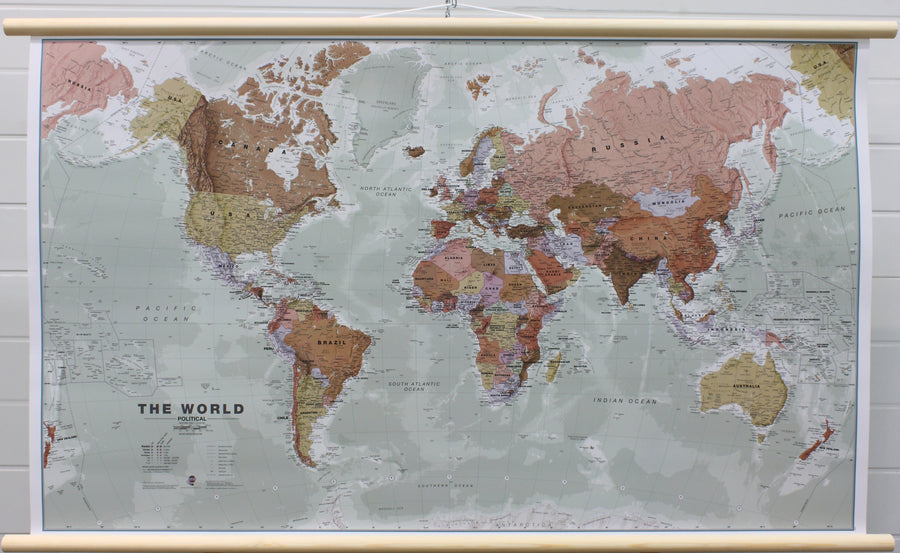 Carte murale plastifiée (en anglais) - Monde politique "executif" - 136 x 84 cm, avec lattes de maintien en bois | Maps International carte murale grand tube Maps International 